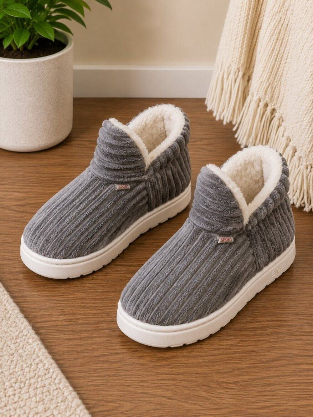 Women’s Gray Corduroy Plush Lined House Slippers EU 40-41 NWOT Cozy Indoor Shoes